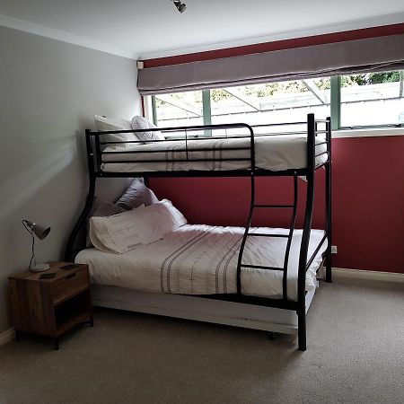 Central Taupo Townhouse 外观 照片